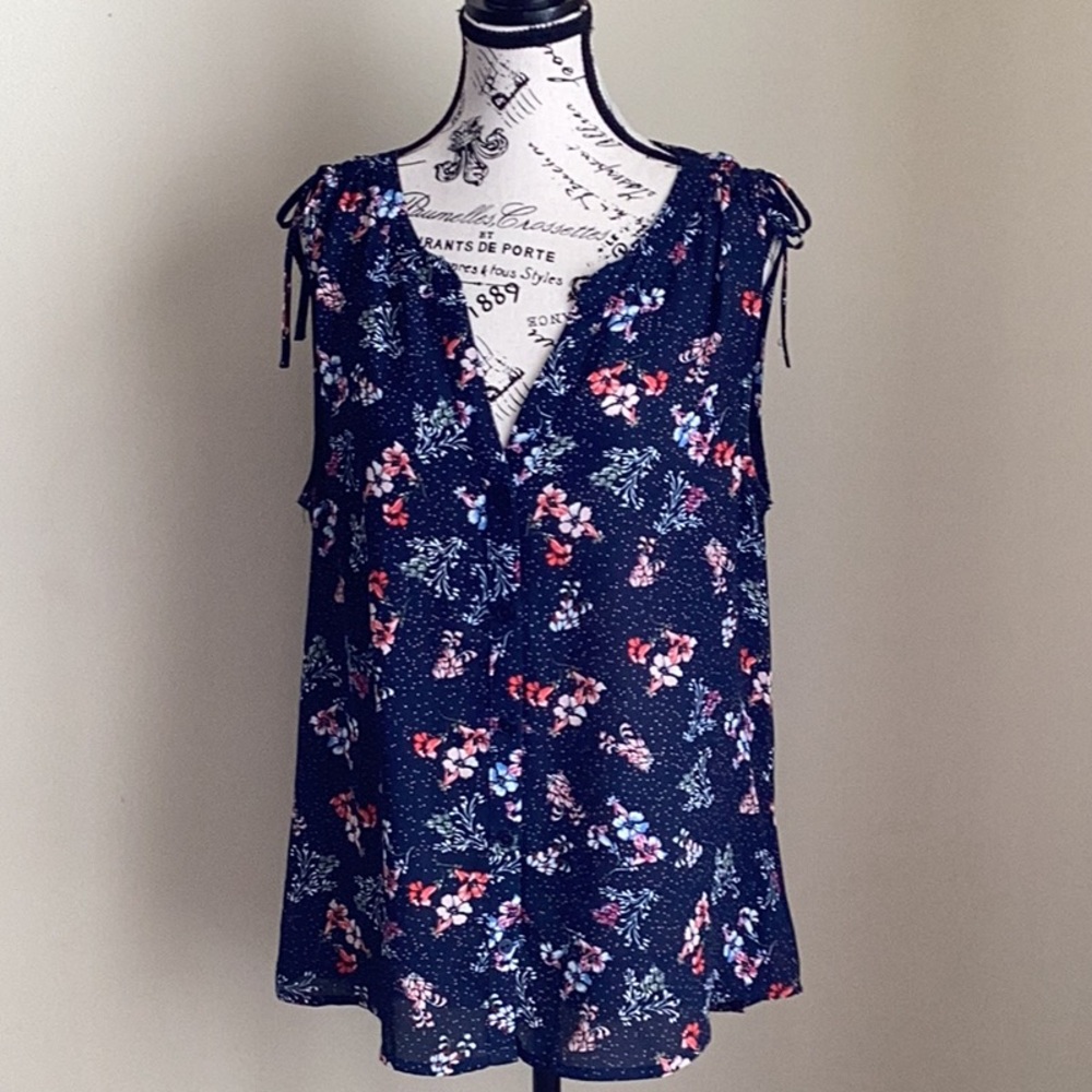Sanctuary Blue and Pink Sleeveless Blouse Relaxed Fit